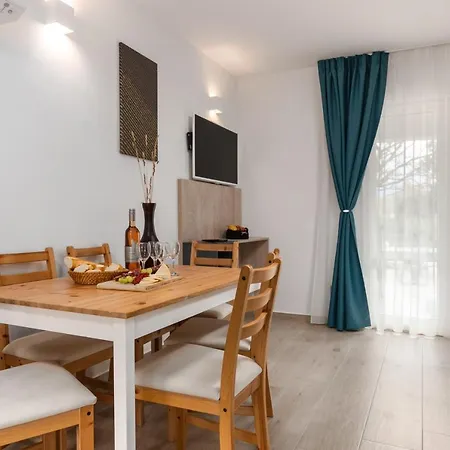 Apartments Grota Poreč Extérieur photo