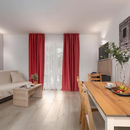 Apartments Grota Porec Exterior photo