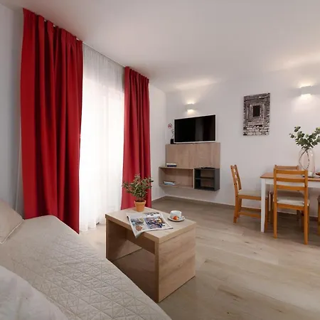 Apartments Grota Poreč Extérieur photo